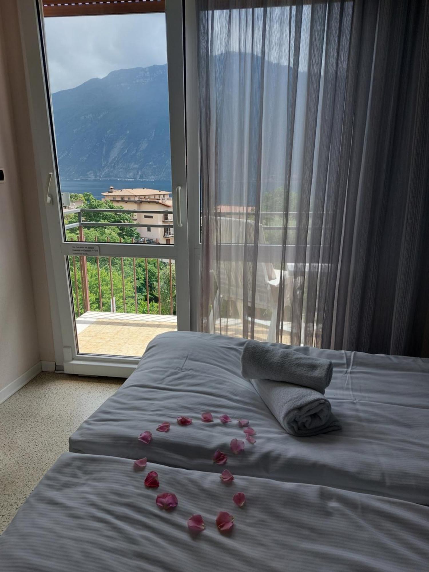 Hotel Villa Grazia ليمونِ سول غاردا المظهر الخارجي الصورة