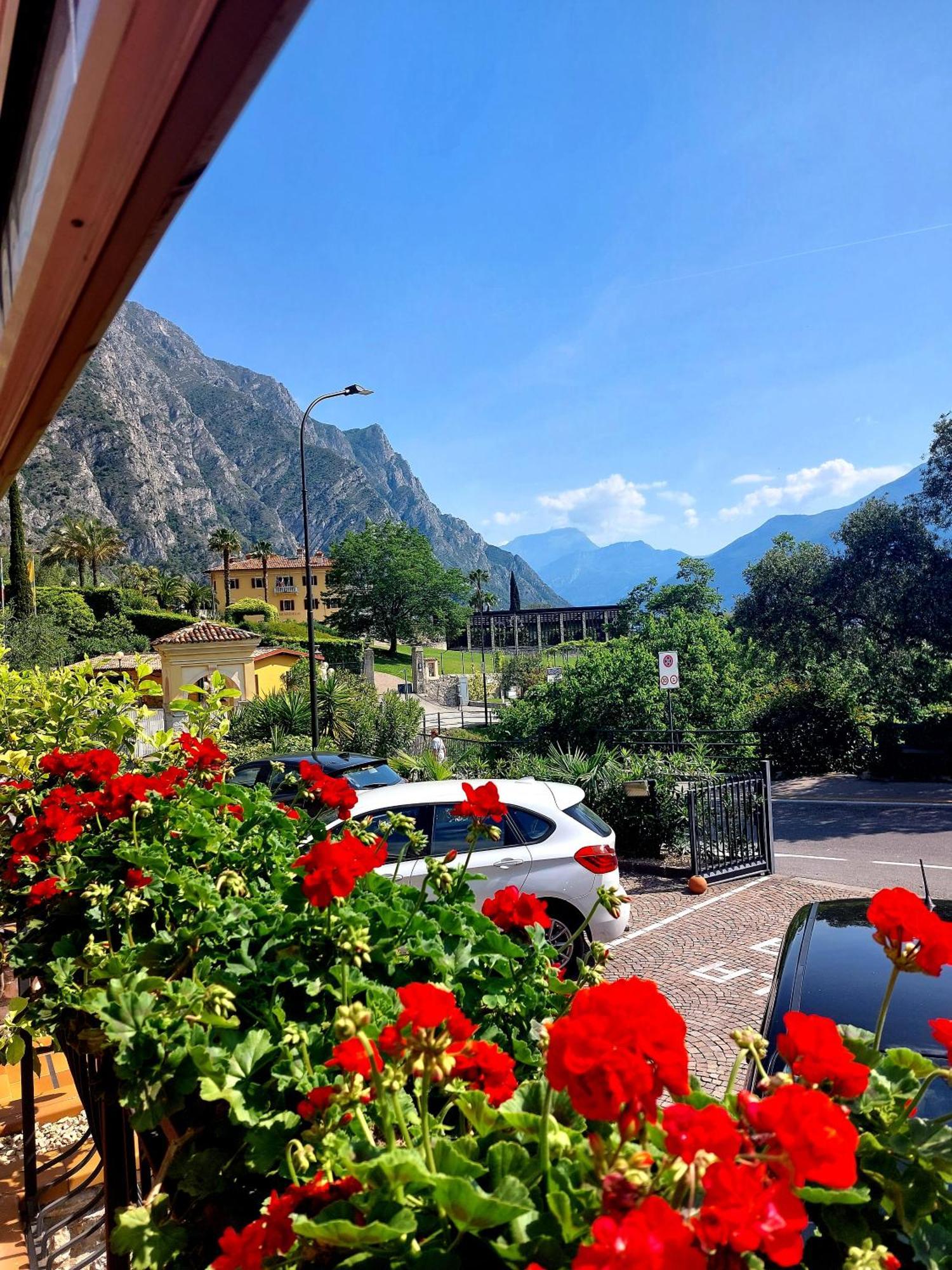 Hotel Villa Grazia ليمونِ سول غاردا المظهر الخارجي الصورة